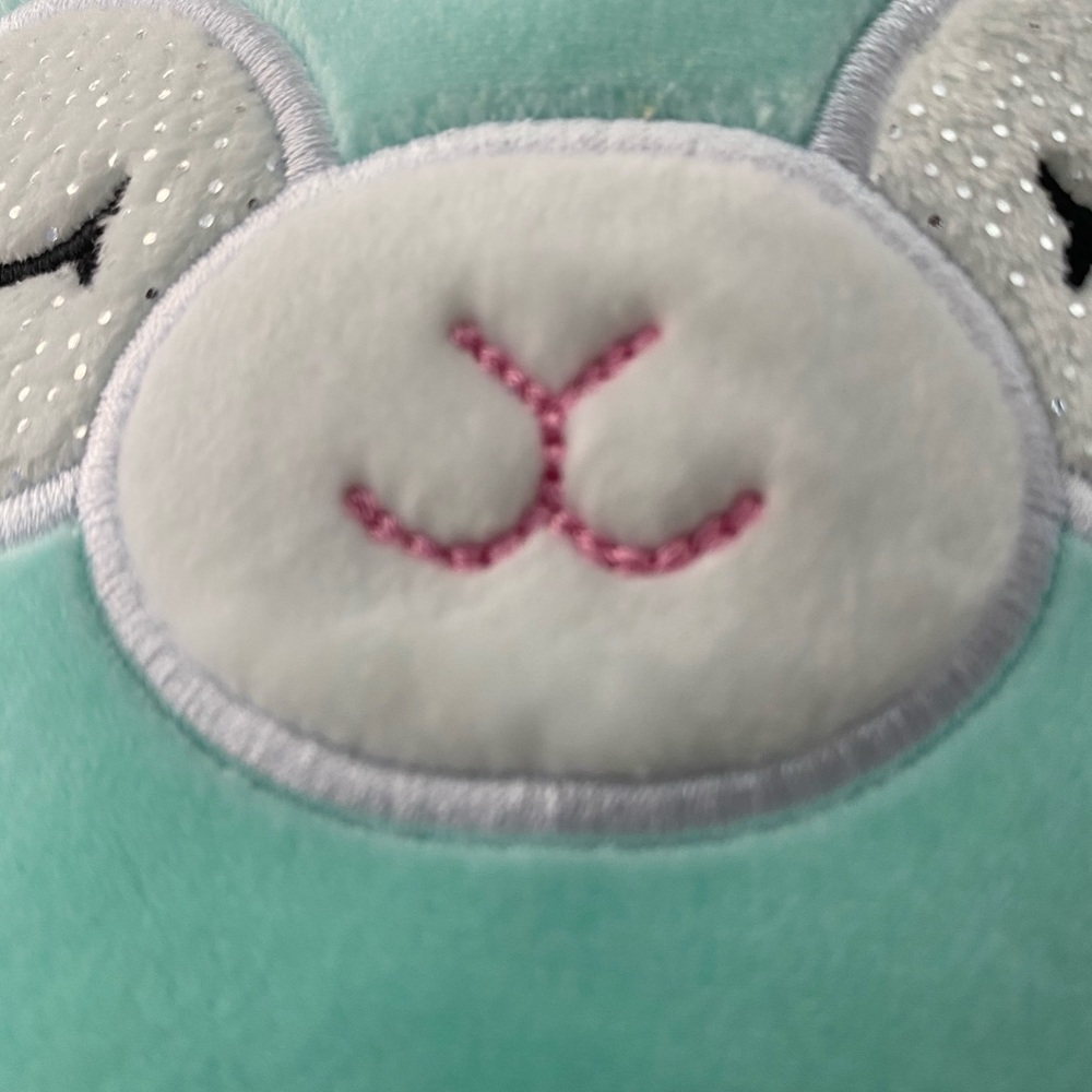 ****NWT 8 IN SQUISHMALLOW MILEY - Picture 4 of 4